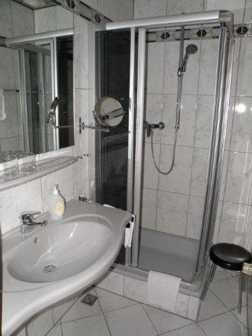 Hotel Borger Frankfurt nad Menem Zewnętrze zdjęcie