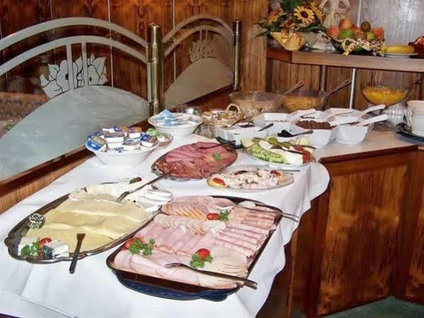 Hotel Borger Frankfurt nad Menem Zewnętrze zdjęcie